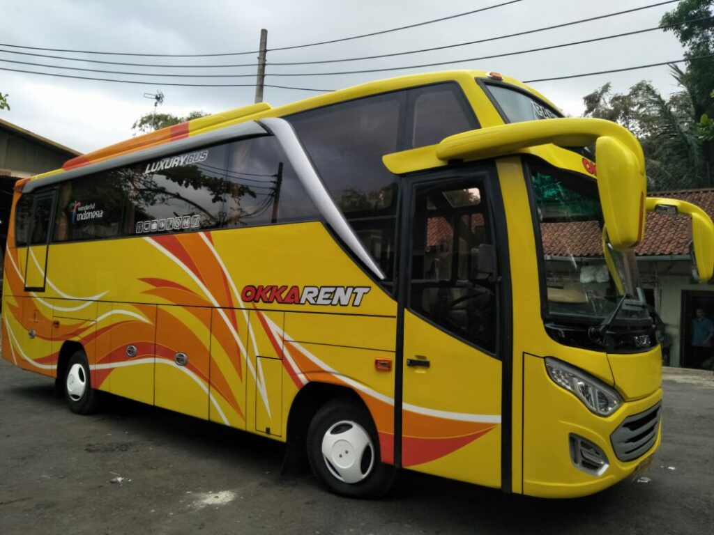 Sewa Bus Surabaya Bali
